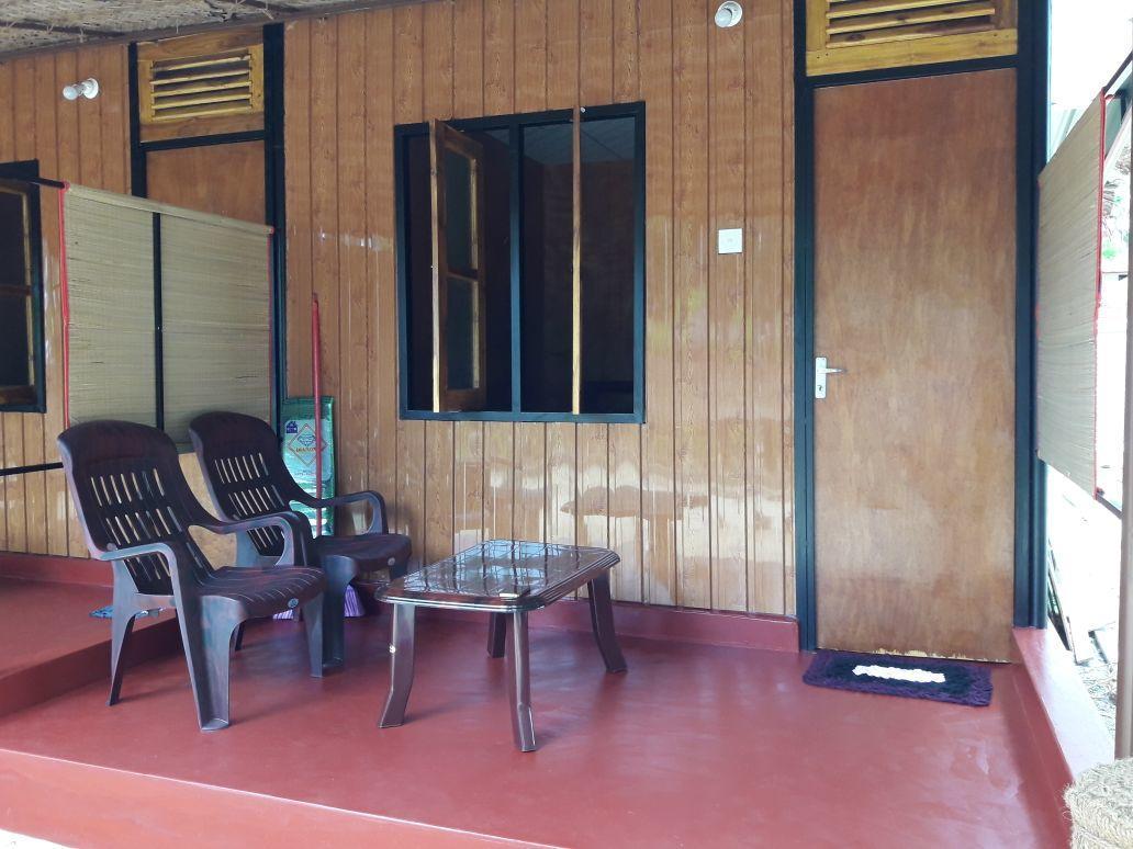 Naaval Beach Villa & Rooms Batticaloa Exterior photo